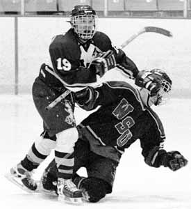 Hocky suffers 9-0 loss to WSU Friday, rebounds Saturday for 3-2 victory