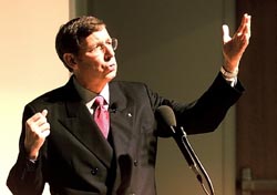 Hall addresses infinite ambitions of USU