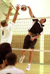 Men’s club volleyball opens season strong