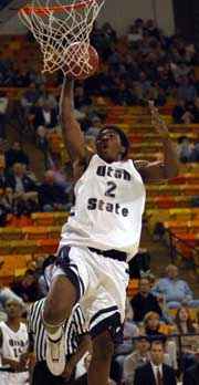 Aggies outlast EA Sports