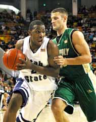 Aggies snap road streak