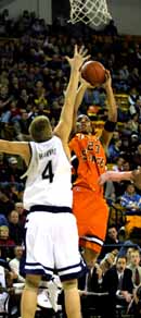 Aggie basketball rolls into BWC play