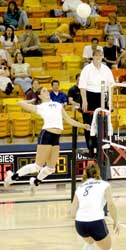 Utah State spikers continue perfection at home