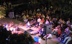 Poetry and a Beverage: The mike’s open