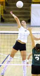 Aggie volleyball closes out first half of year