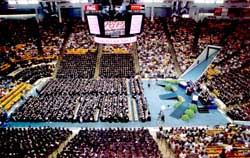 University officials consider creating December commencement ceremony