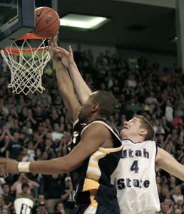 No. 23 Aggies pick up win No. 23