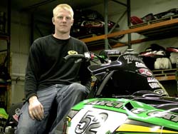 Brothers brave snow and cold to seek racing adventures