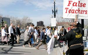 Street preachers obey new laws, present many new voices
