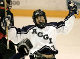 Hockey team gets first shutout
