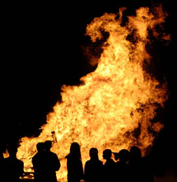 Blazing up a bonfire bonanza