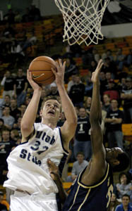 Ag basketball tops UC Davis in Logan