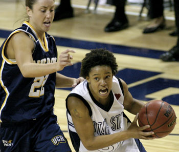 Aird leads Ag women in win