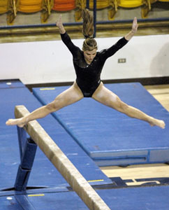 Aggie Gymnasts fall to SUU, now 0-4 on season