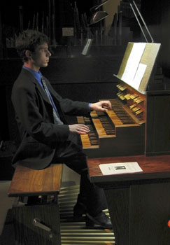 Student will play organ in national competition