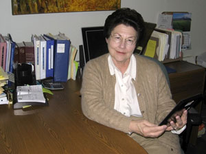 USU professor earns state award