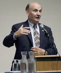 Former astronaut visits USU