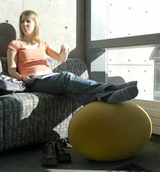 Student’s eyes known to change color