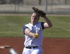 Home runs lift Ags to victory in second game
