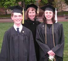 Two USU undergraduate research fellows graduate