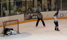 Hockey wins two at home