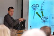 Ecologist discusses biological invasions, exotic species in U.S.