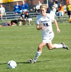 Women's soccer loads up roster for 2008 - The Utah Statesman