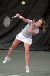 Women’s tennis back in the win column