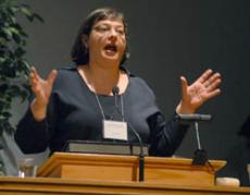 Pulitzer winner addresses students