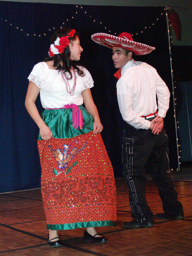 Speaker, food and dancing at Latino Student Union’s Salsabration