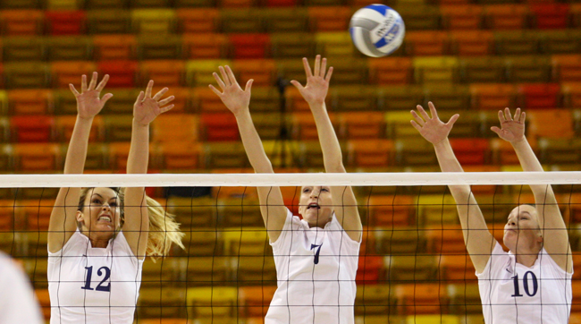 Volleyball: Southern Aggies sweep Utah St.