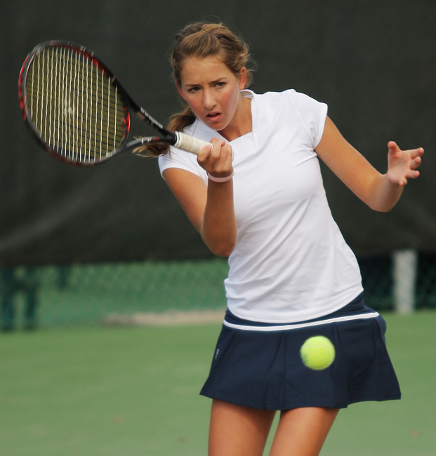 Wildcats edge Ag tennis team