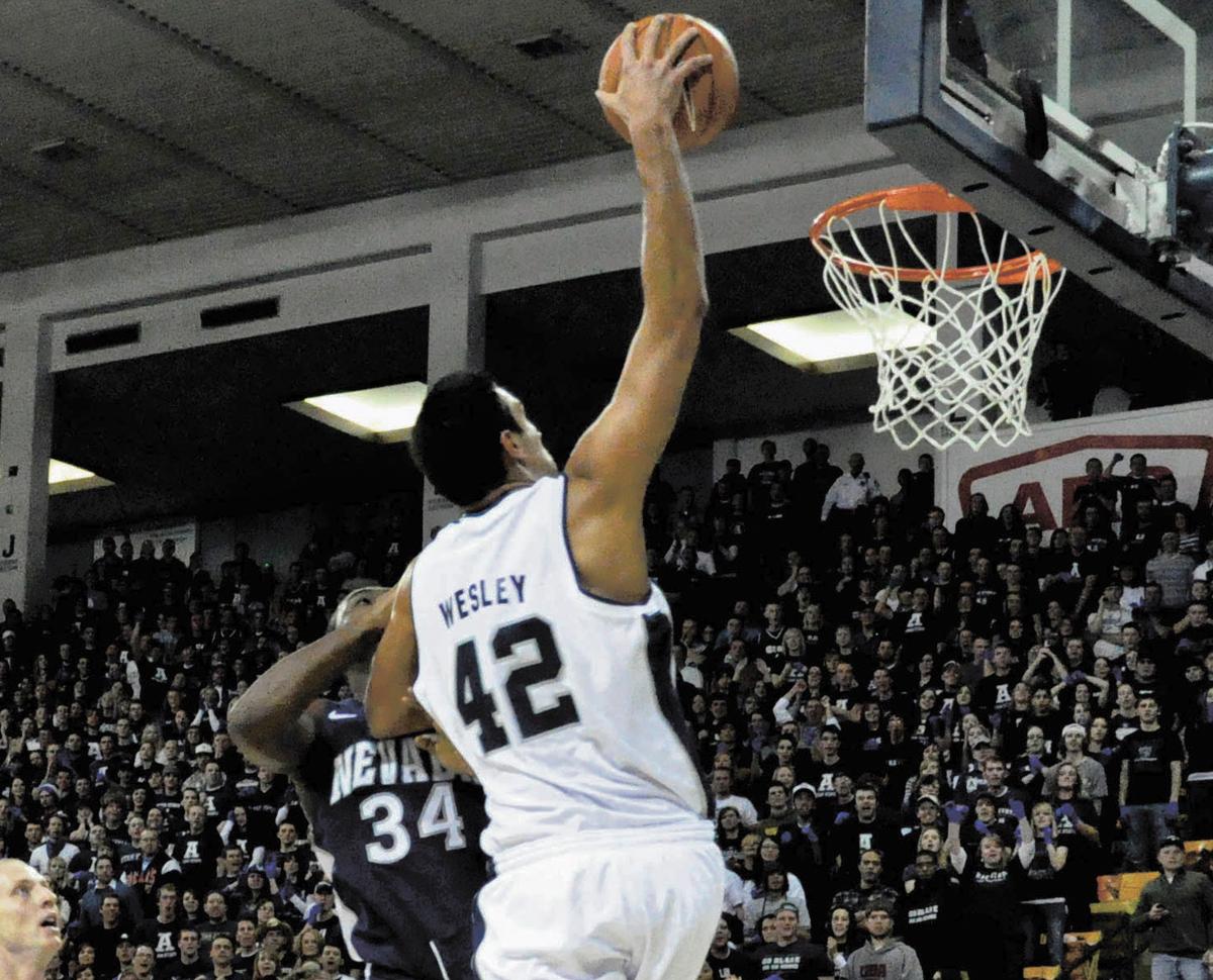 Aggies dominate Nevada in wild night at the Spectrum