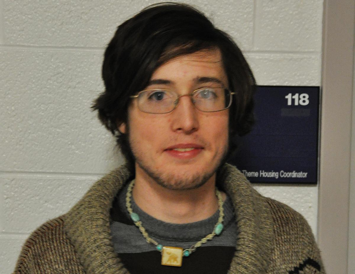 COLUMN: Student loves coconut korma and running in woods