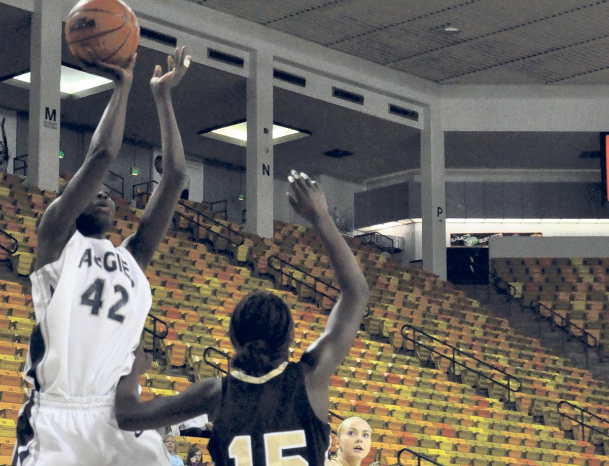 Aggie women beat Idaho 70-64 for fifth-straight win