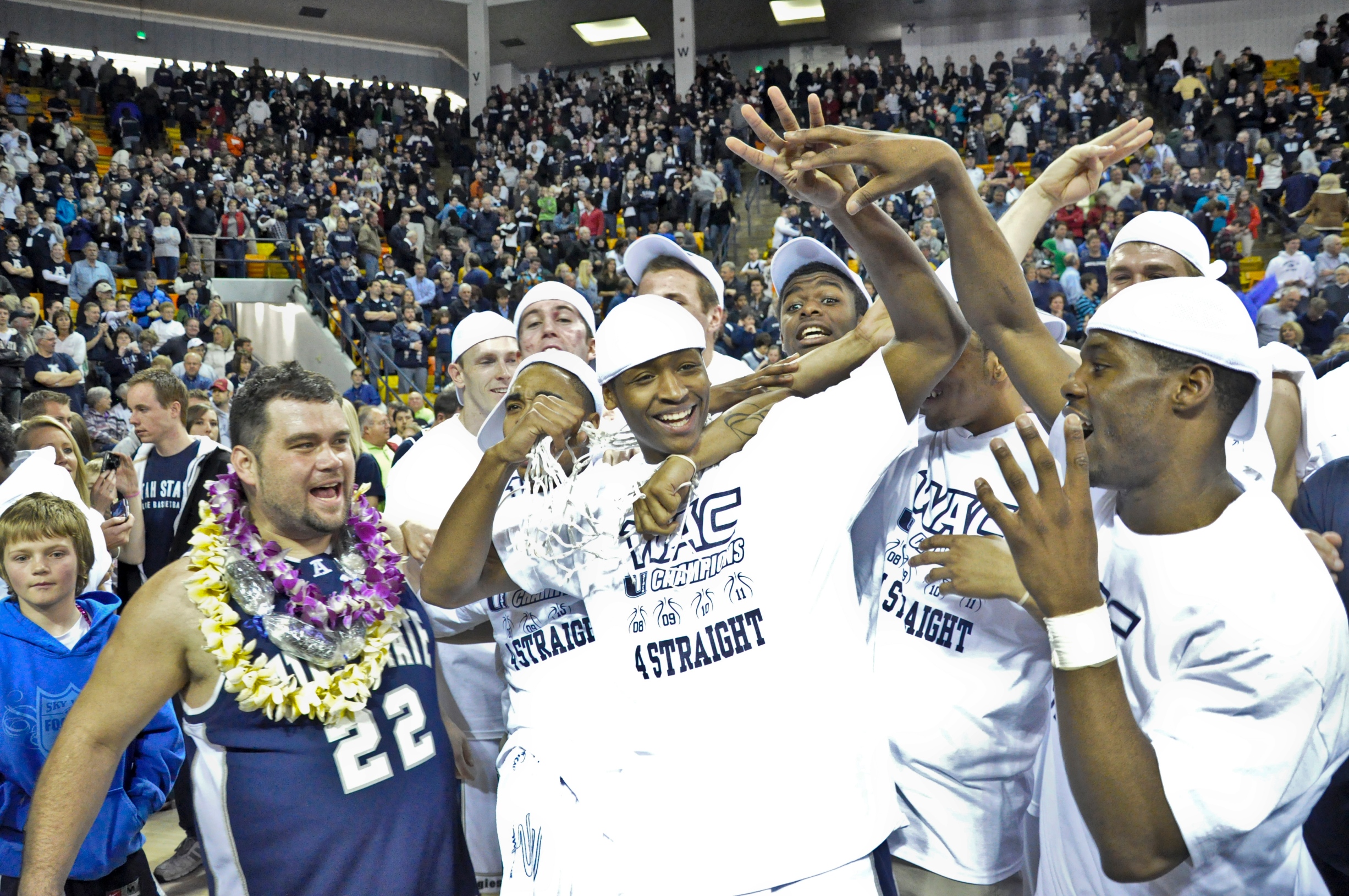 Seniors finish undefeated home season with revenge over Idaho