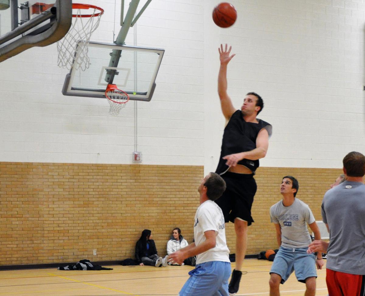Clips down Flying Baracudas again in 3-on-3