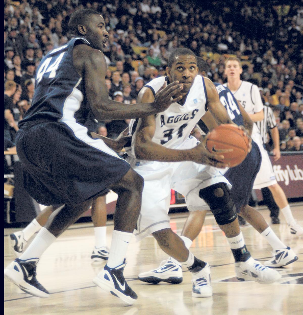Men’s basketball looks to rebound after tough road stretch