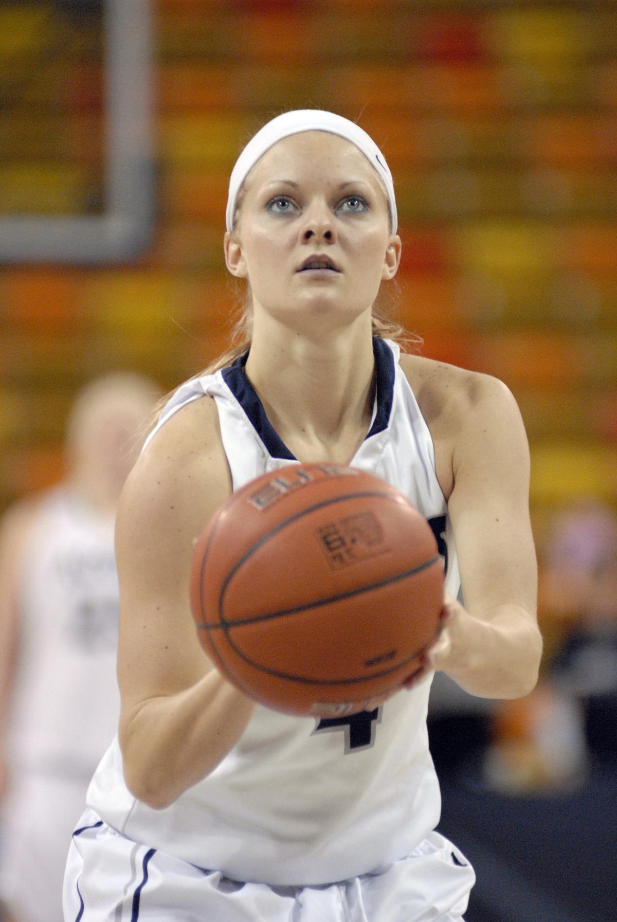 Aggies to battle Vandals in frigid North