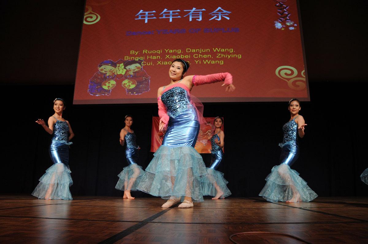 Students welcome Year of the Dragon