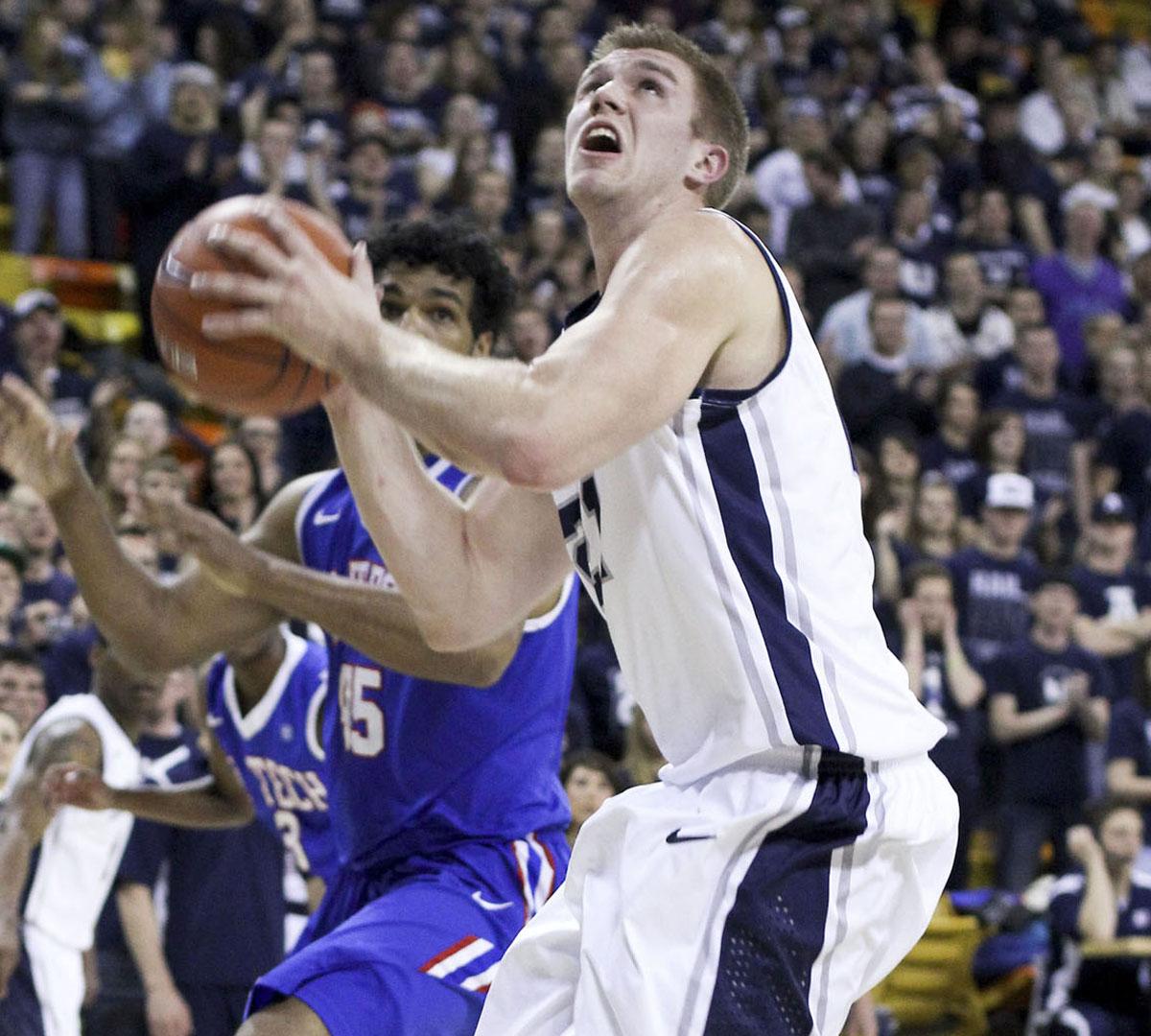 Reed nearly records double-double  in 77-63 win over Louisiana Tech