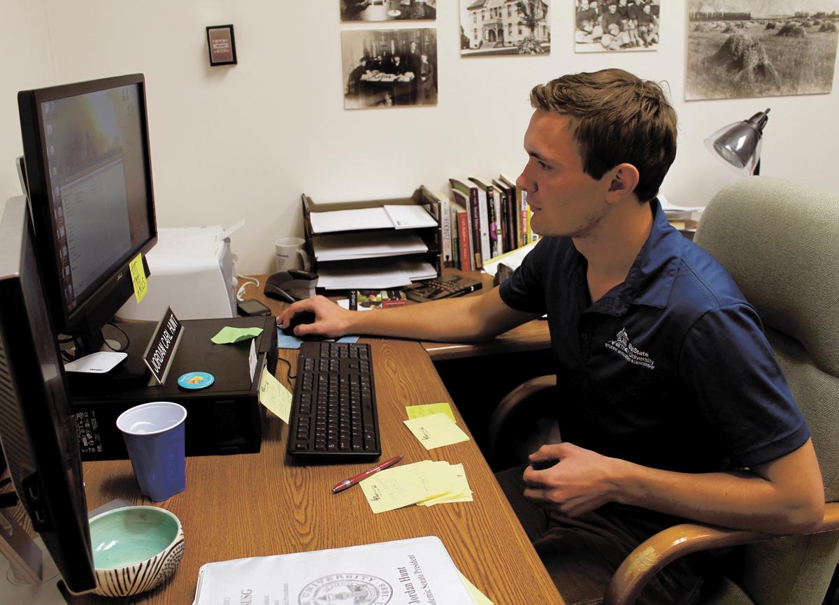 ASUSU cuts academic senate position