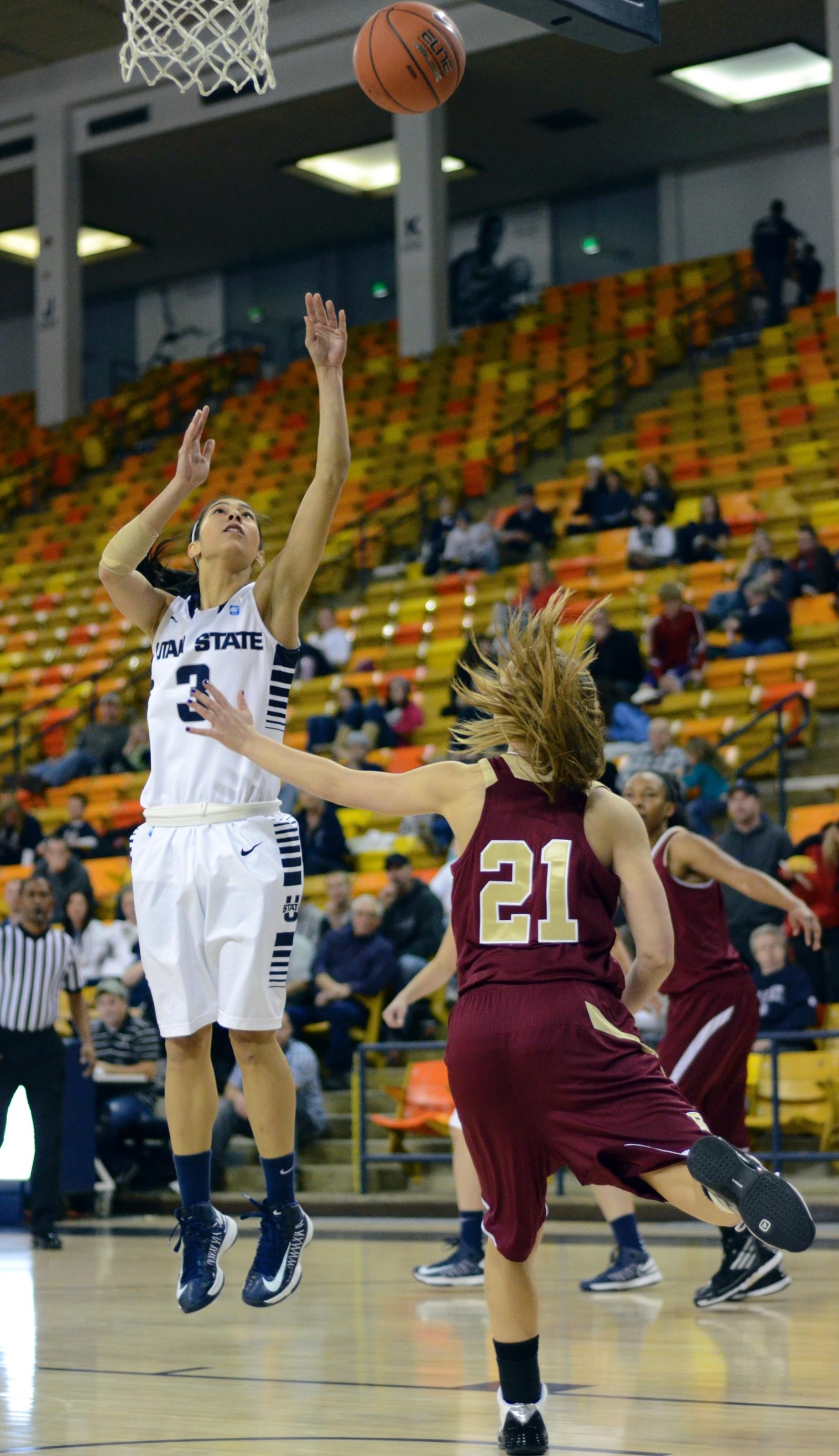 Johnson lifts Aggies to win in final seconds