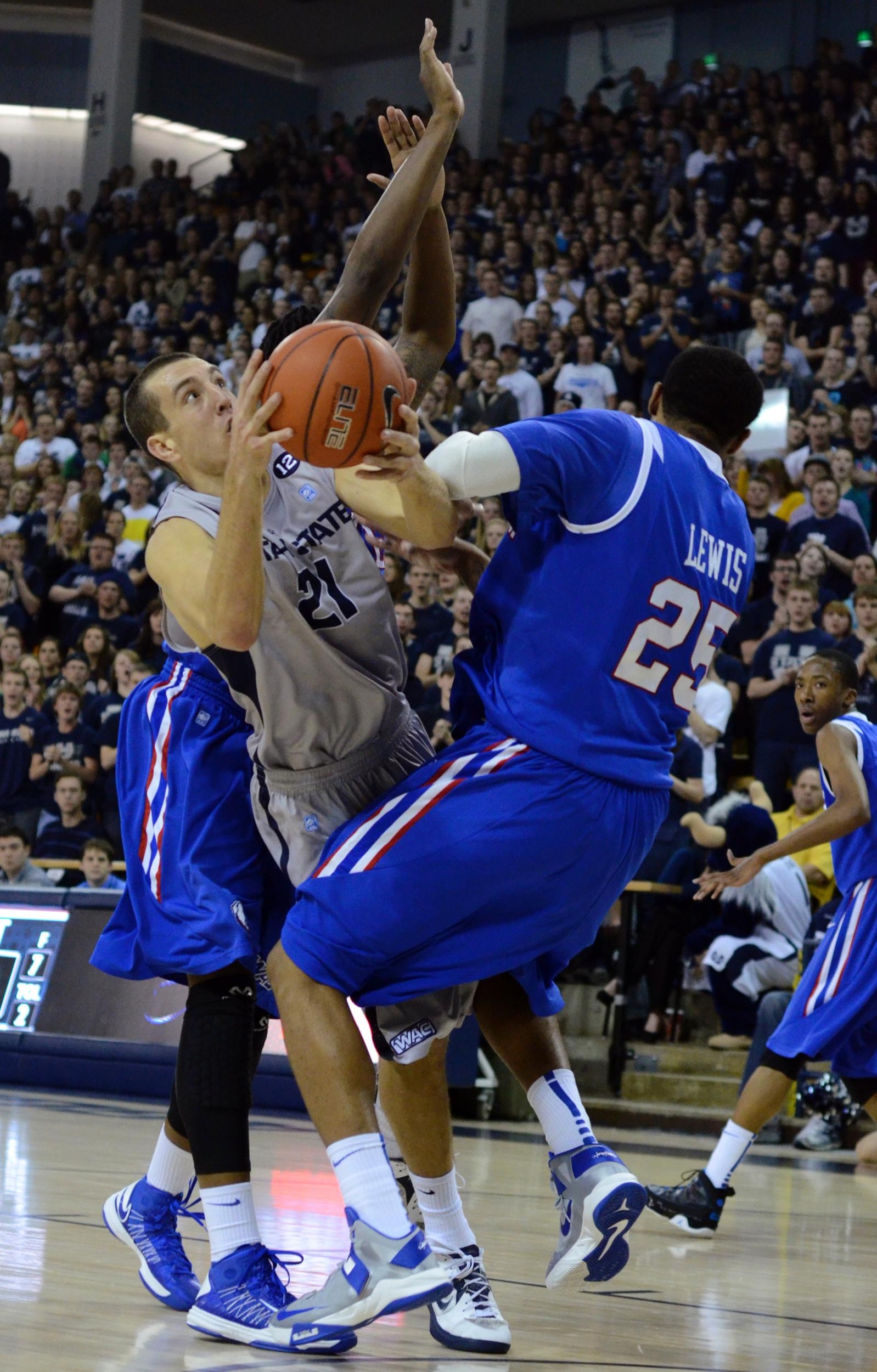 Tough homestand awaits Aggies