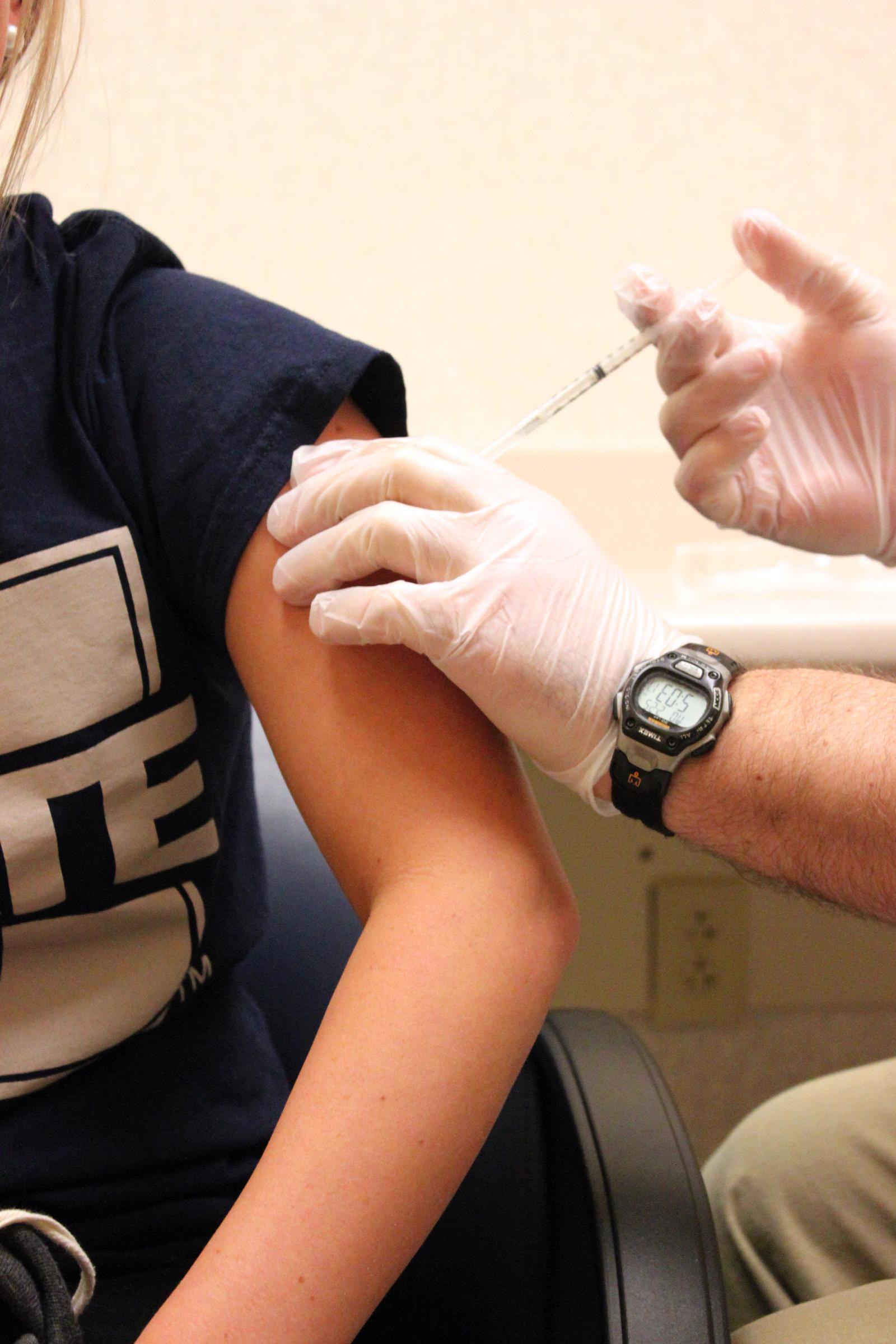 Students fight flu in unfavorable conditions