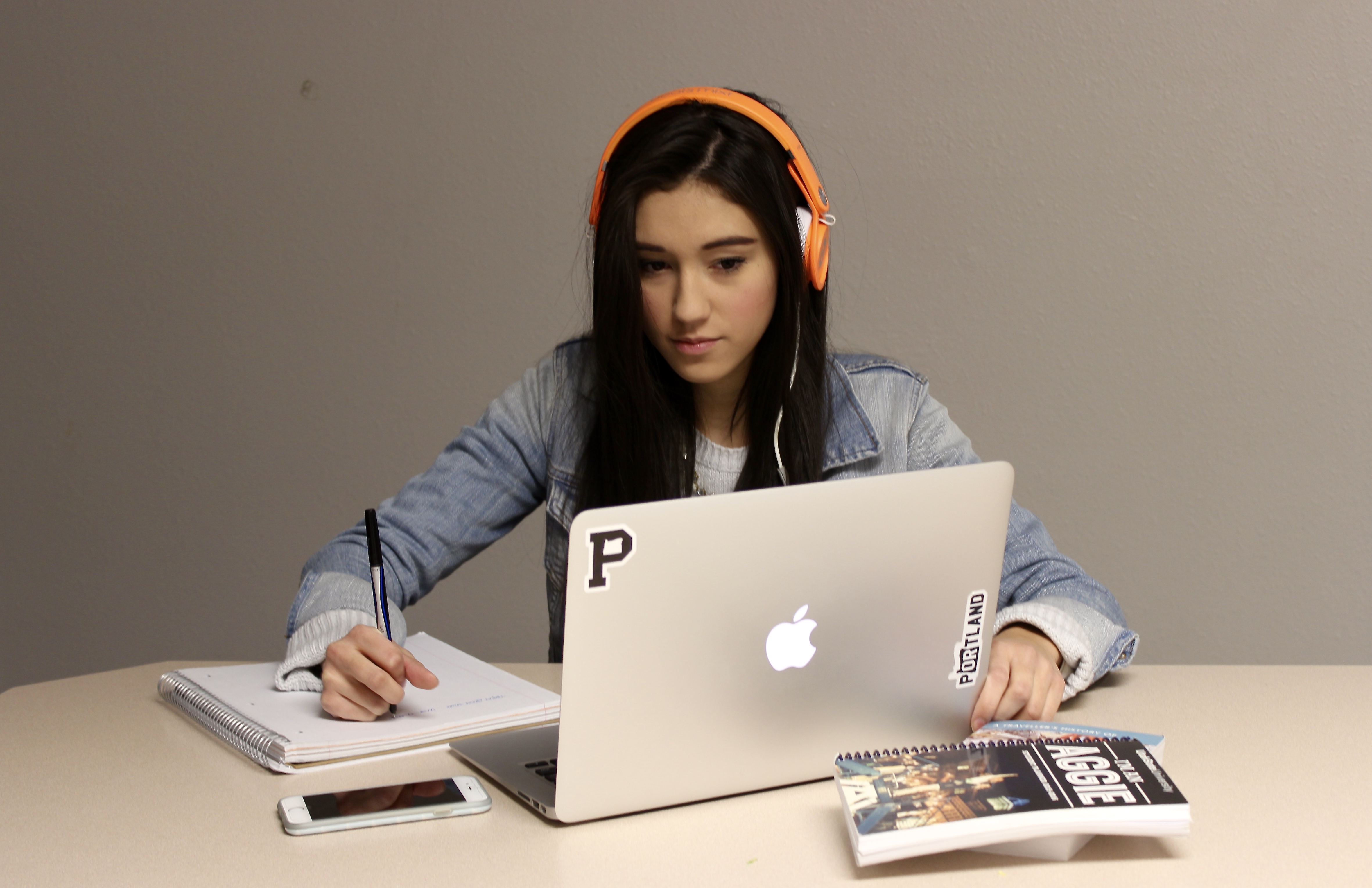 What music really helps with studying? - The Utah Statesman