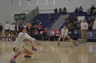 USU volleyball finishes four-game homestand with victories over San Diego State and Nevada