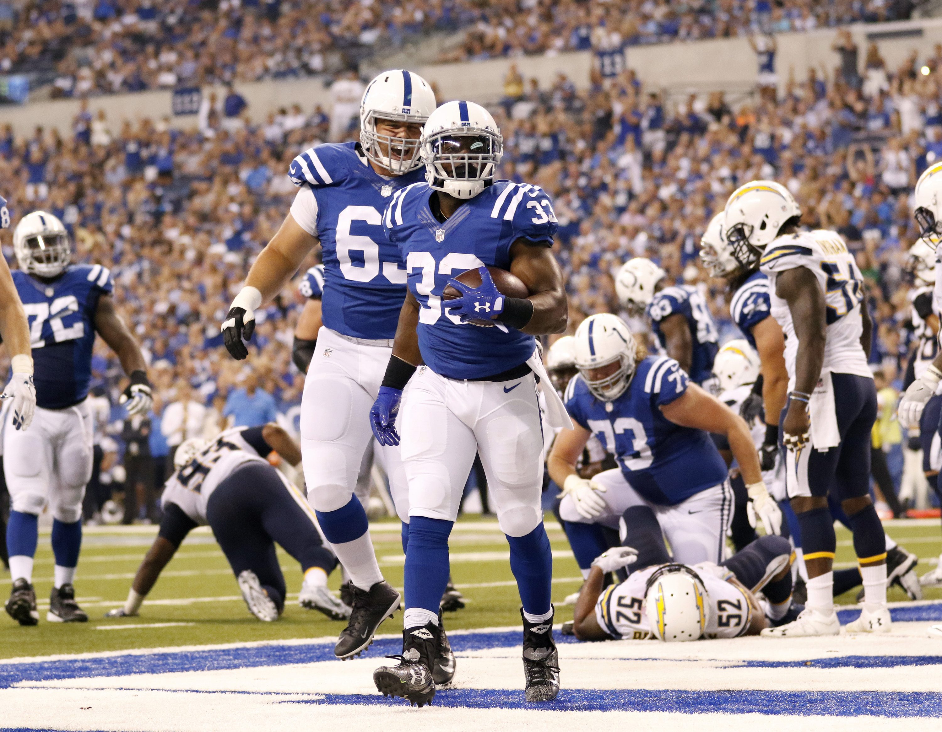 Colts sign running back Robert Turbin