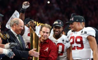 5 Reasons Why College Football Was Terrible This Year