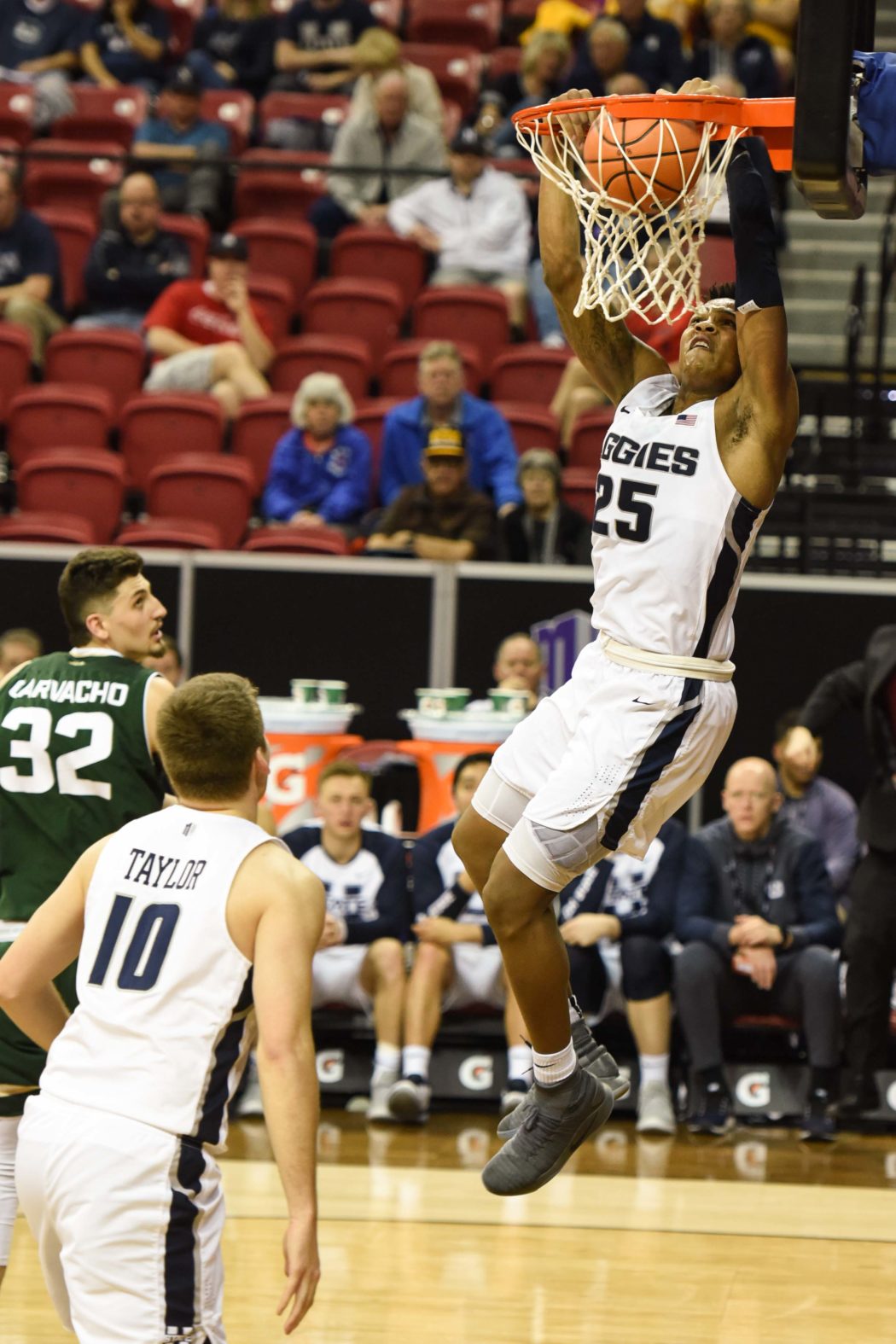 Aggies dunking on everything in Vegas - The Utah Statesman